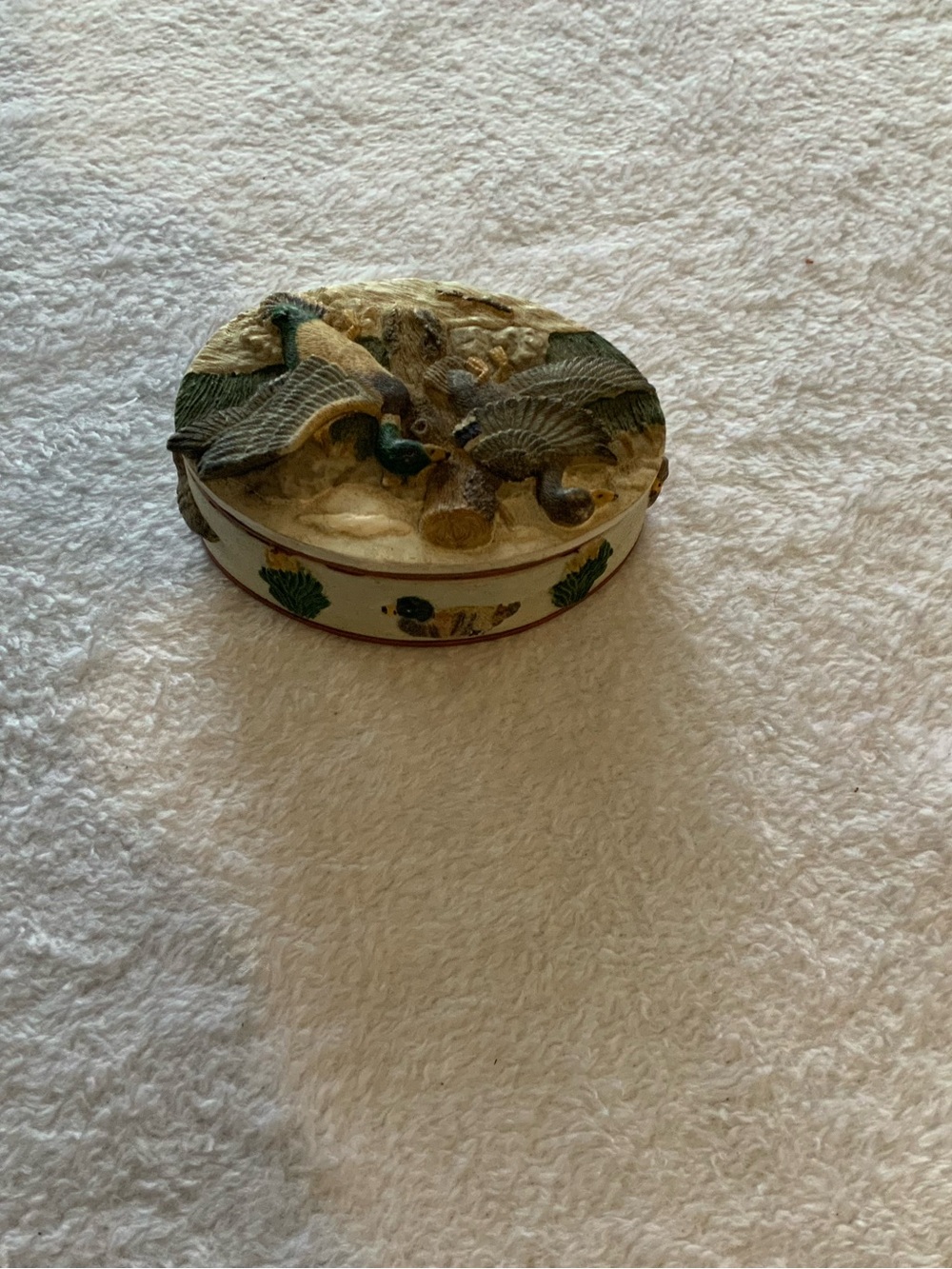 Decorative Oval Trinket Box with Duck Scene sku 3174